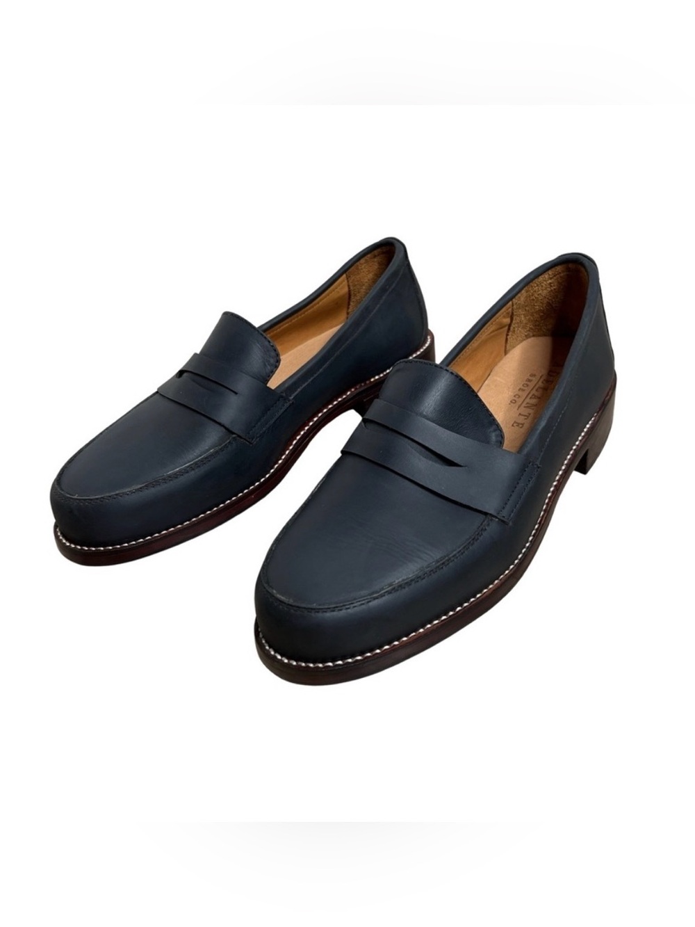 Adelante Shoe Co. The Sofia Loafer in Black Size 8 W